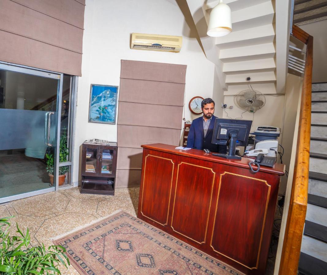 Vip House Hotel Peshawar Exterior photo